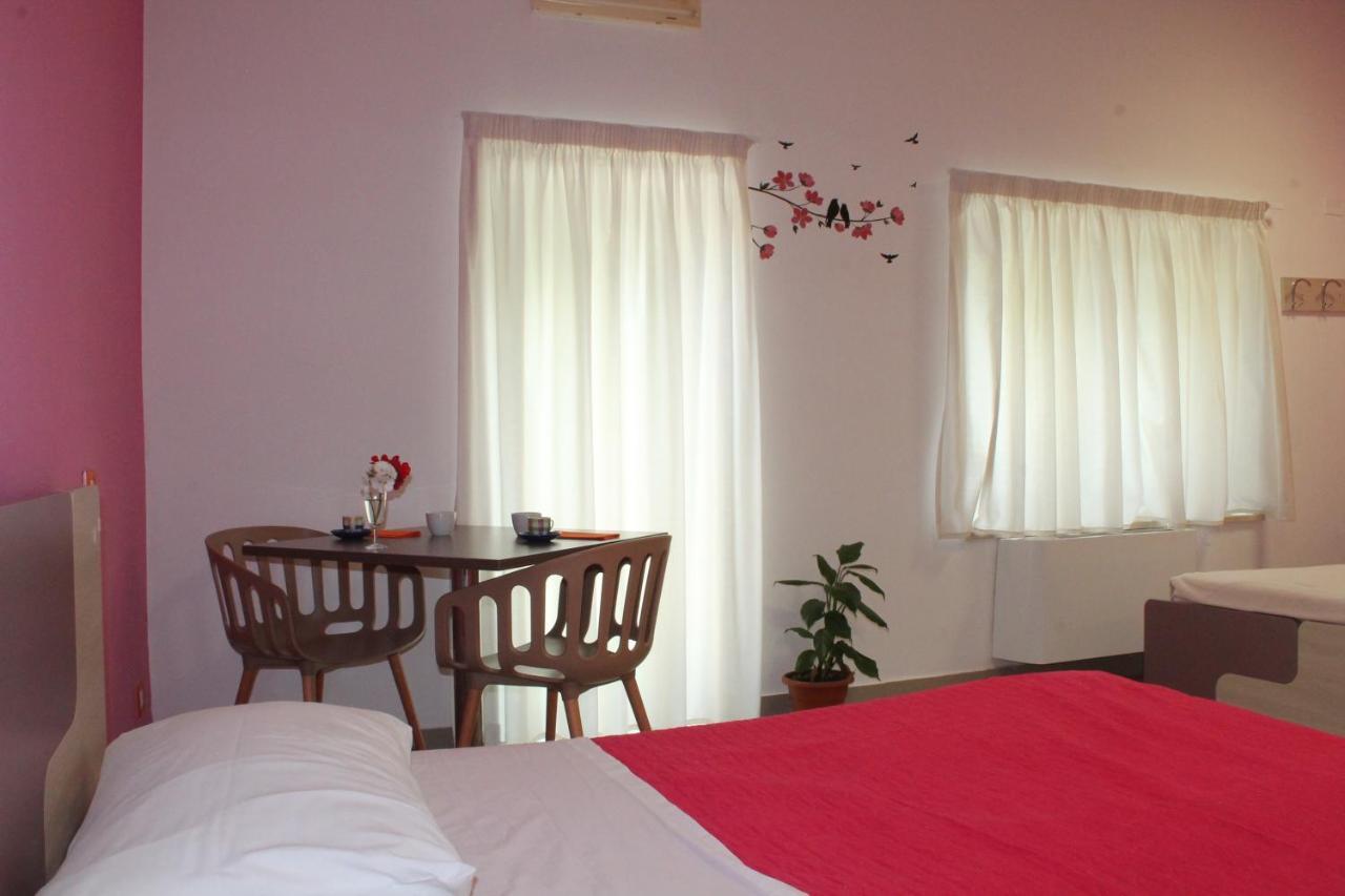 Basilicata Al Volo Hostel Brindisi di Montagna Luaran gambar