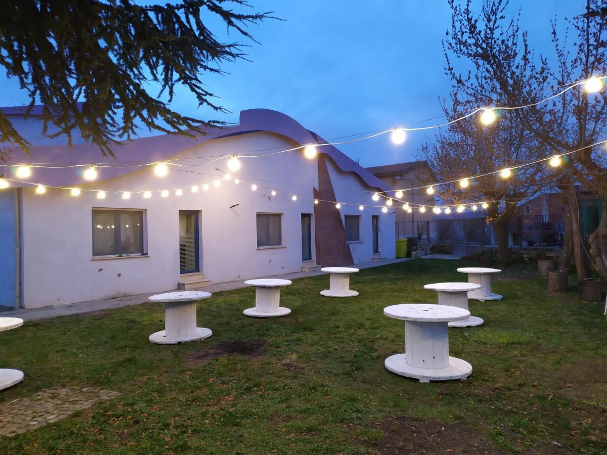Basilicata Al Volo Hostel Brindisi di Montagna Luaran gambar