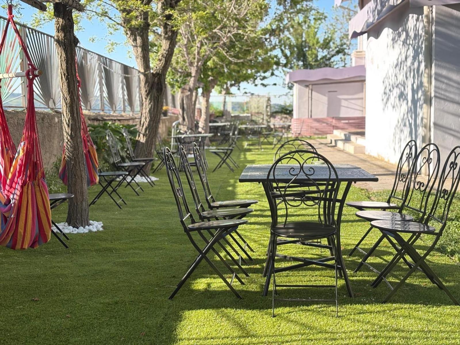 Basilicata Al Volo Hostel Brindisi di Montagna Luaran gambar