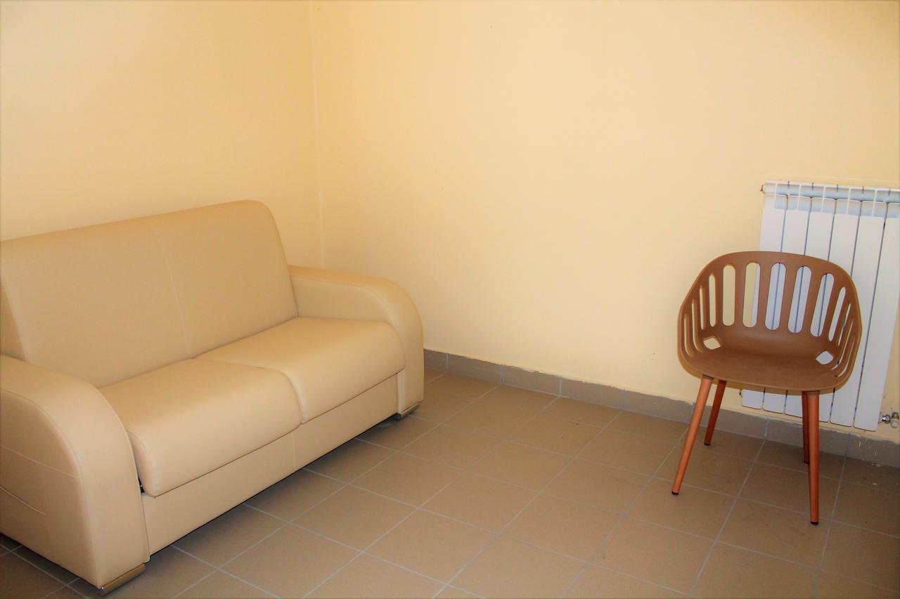 Basilicata Al Volo Hostel Brindisi di Montagna Luaran gambar