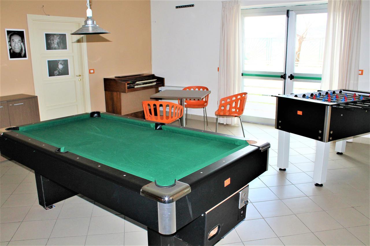 Basilicata Al Volo Hostel Brindisi di Montagna Luaran gambar
