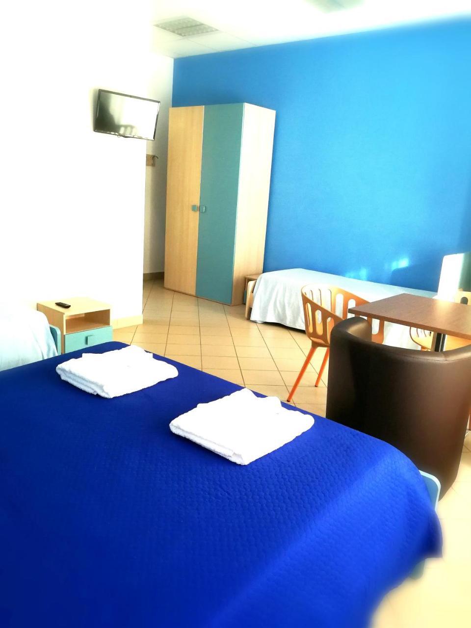 Basilicata Al Volo Hostel Brindisi di Montagna Luaran gambar