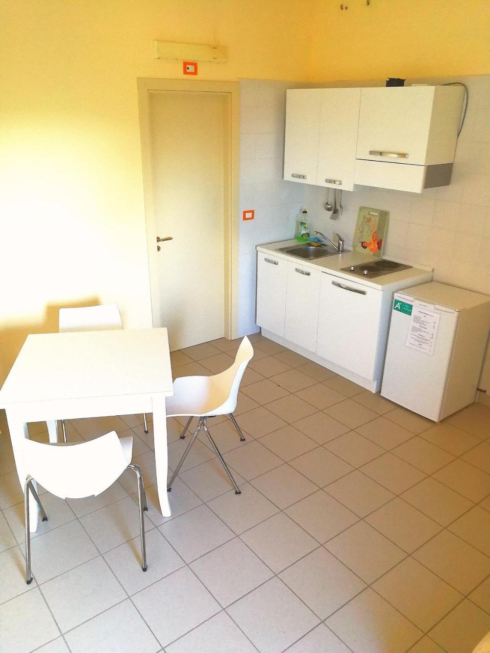 Basilicata Al Volo Hostel Brindisi di Montagna Luaran gambar